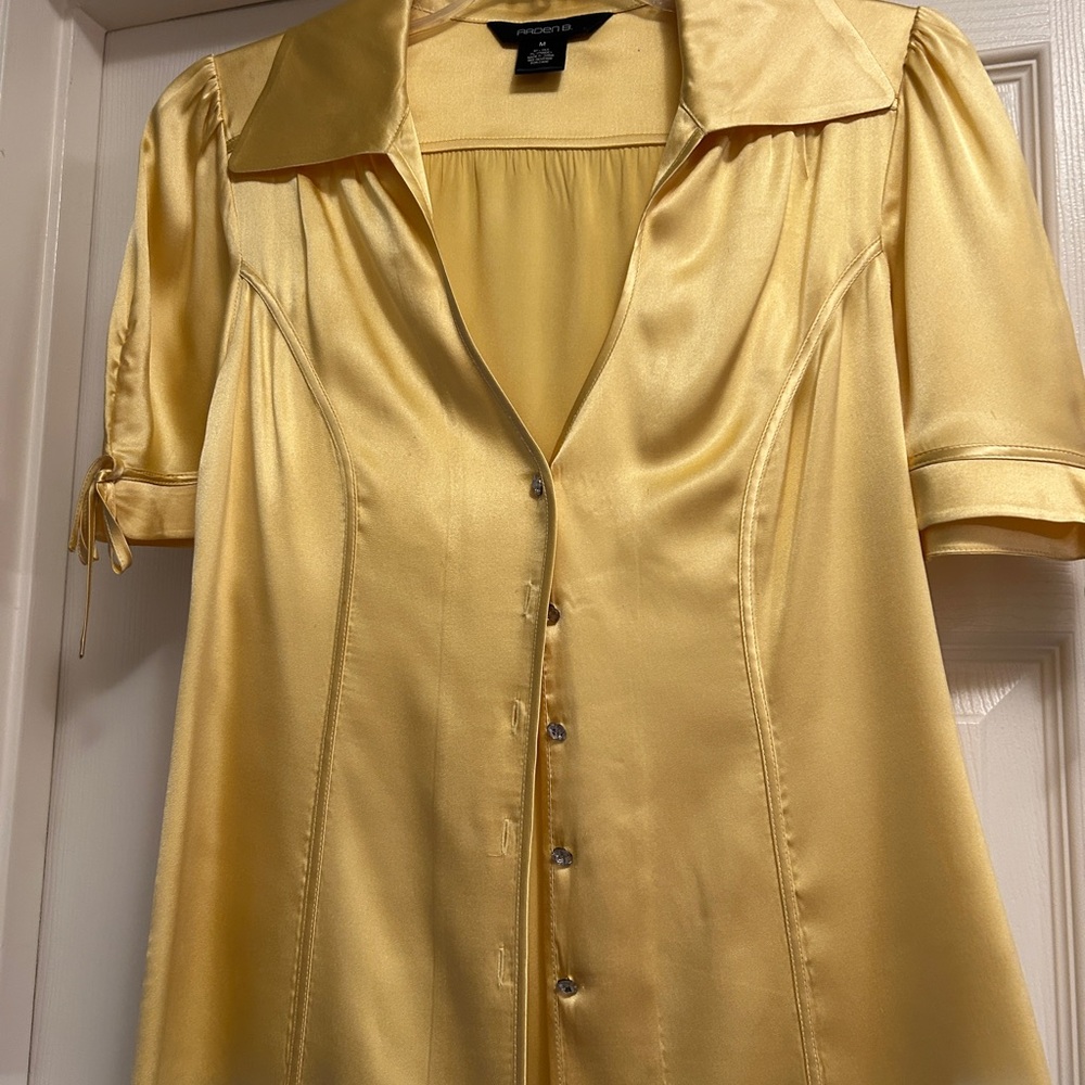 Arden B yellow silk blouse